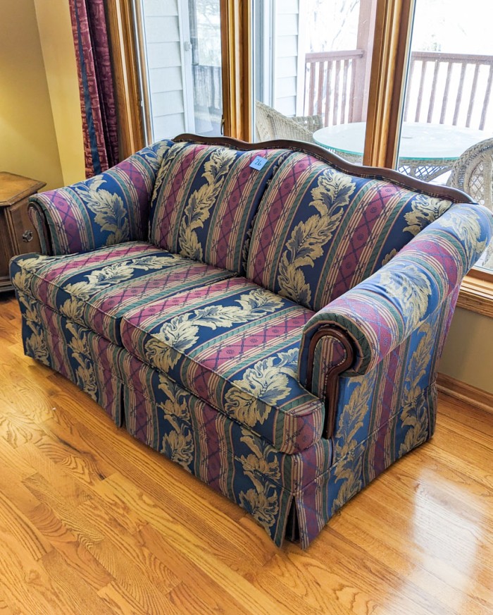 26. Broyhill Loveseat - Image 3