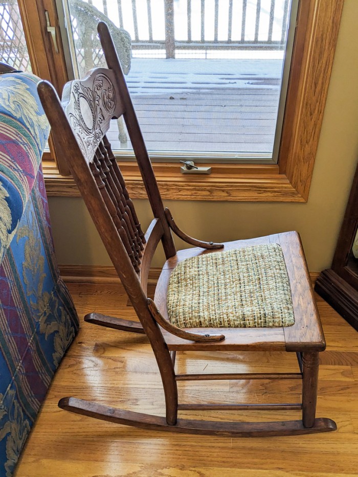 30. Rocking Chair - Image 3