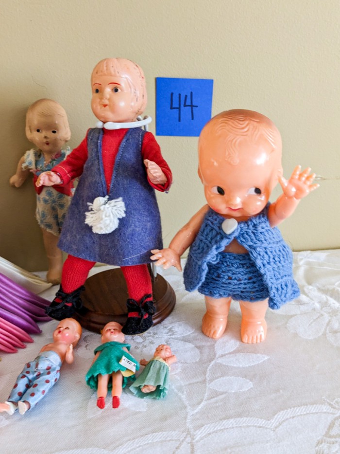 44. (11) Vintage Dolls - Image 2