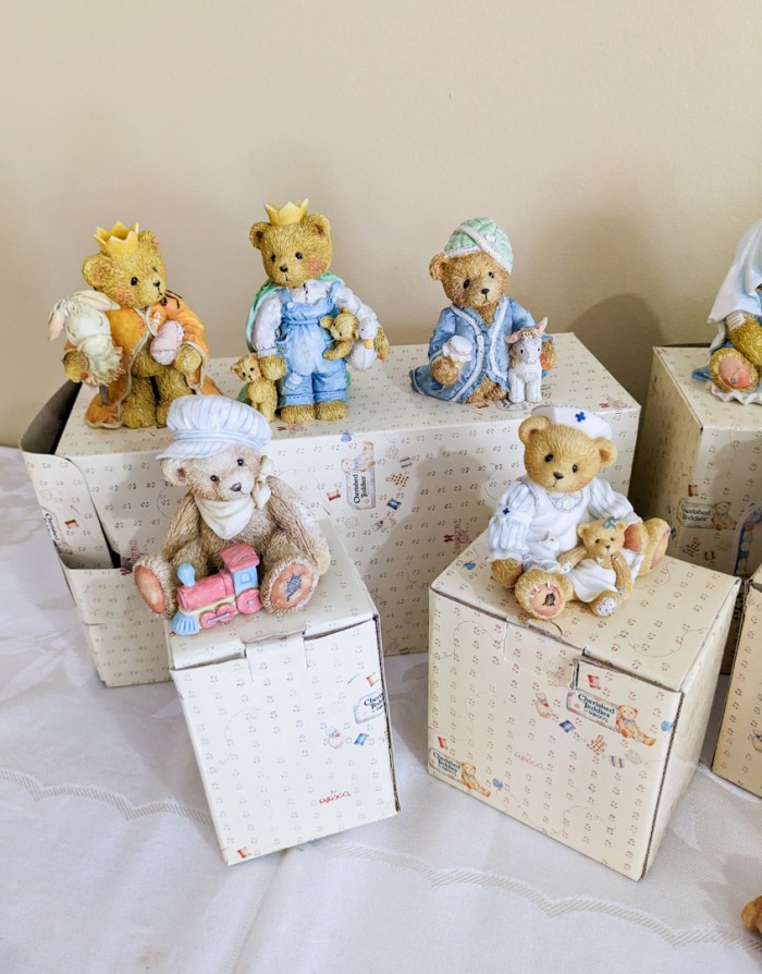 94. (16) Cherished Teddies - Image 2