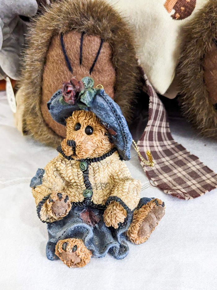 111. Boyds Bears - Image 4