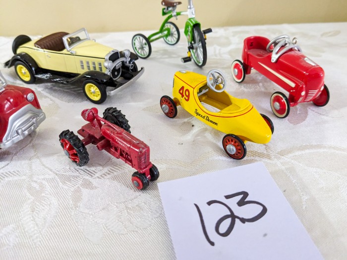 123. (6) Diecast Mini Vehicles - Image 5