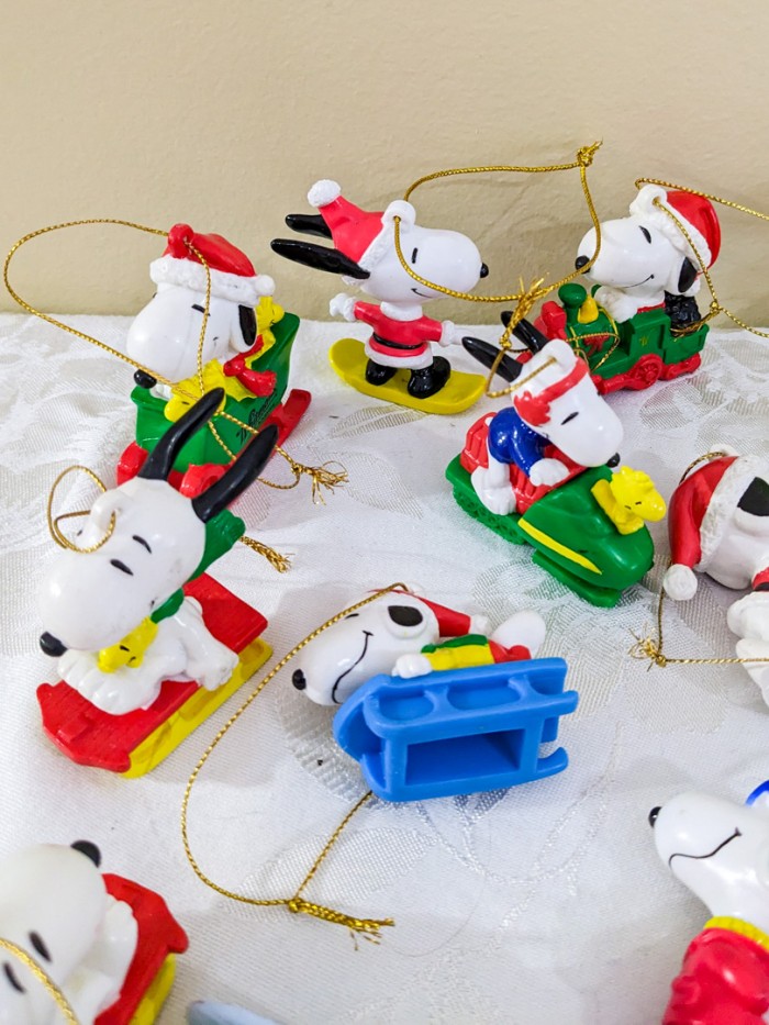 142. (25+) Snoopy Ornaments - Image 3