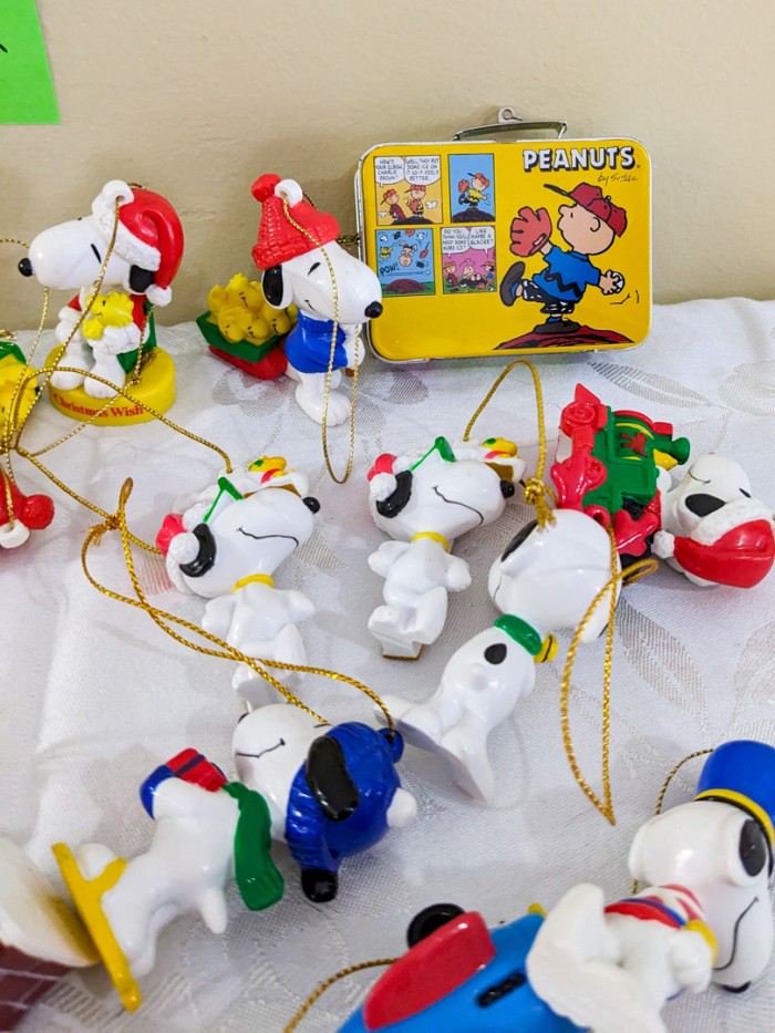 142. (25+) Snoopy Ornaments - Image 4