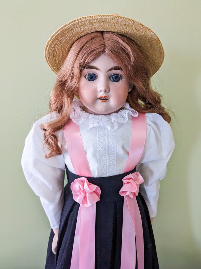 195. 25" Vintage Dolls - Image 2