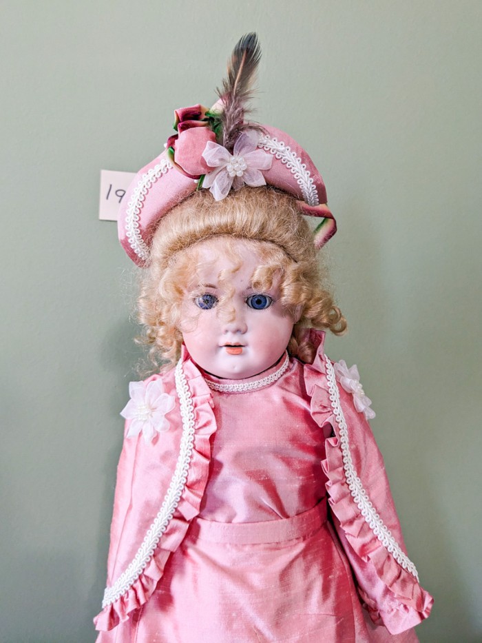 196. 21" Vintage Dolls - Image 2