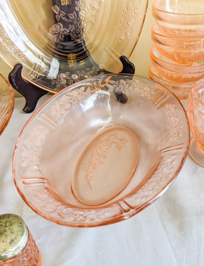 224. Pink Depression Glass Dishes - (6) Serving Pieces, Salt + Pepper Set, Creamer + Sugar and (4) Sherbets - Image 7