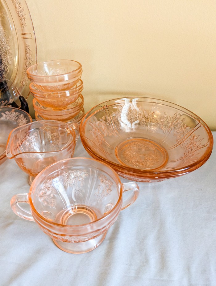 224. Pink Depression Glass Dishes - (6) Serving Pieces, Salt + Pepper Set, Creamer + Sugar and (4) Sherbets - Image 5