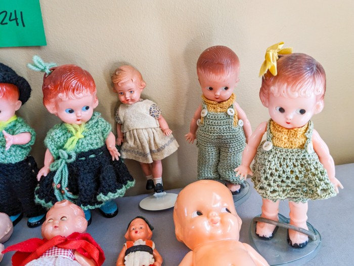 241. (14) Vintage Dolls - Image 5