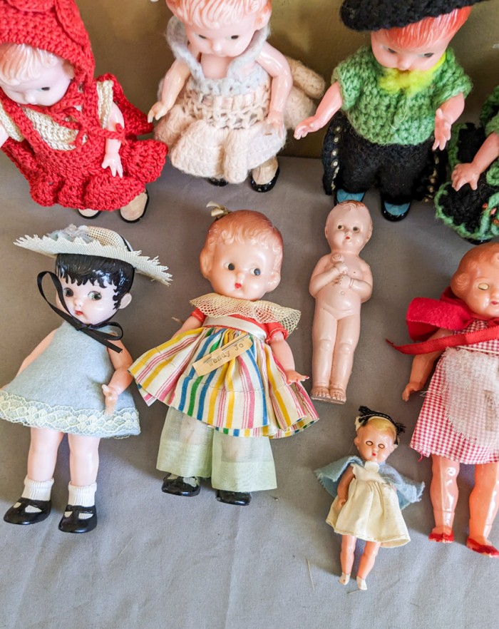 241. (14) Vintage Dolls - Image 3