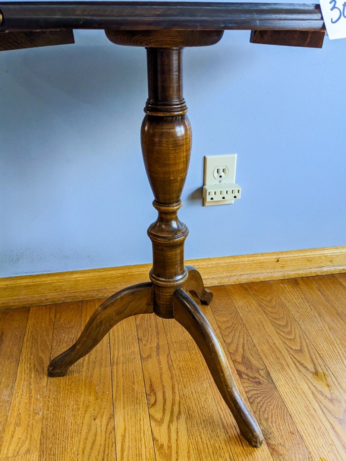 304. Drop Leaf Accent Table - Image 3