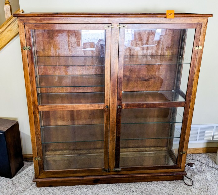 305. Display Cabinet