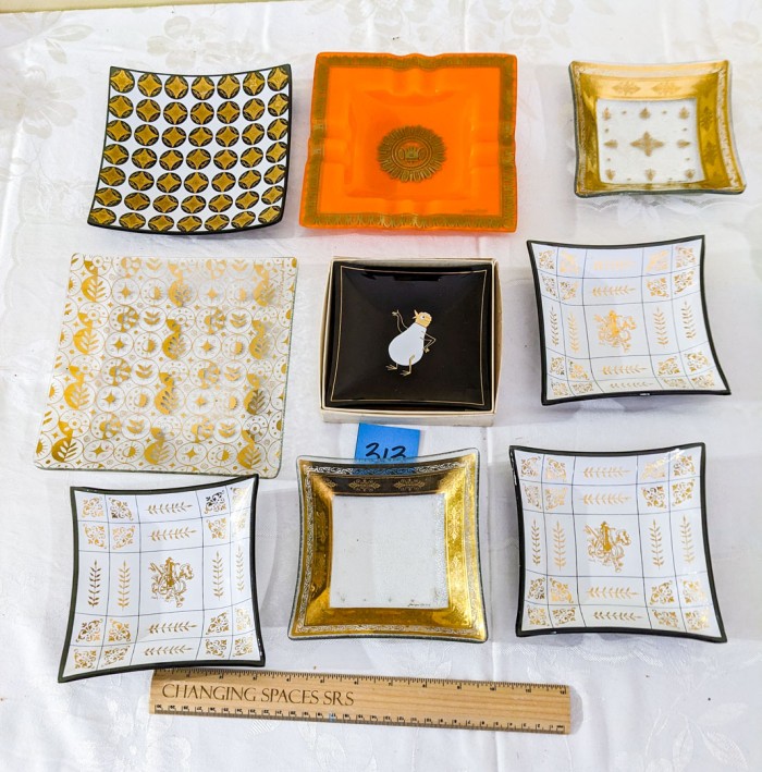 313. (9) Vintage Glass Houze Trays - Image 3