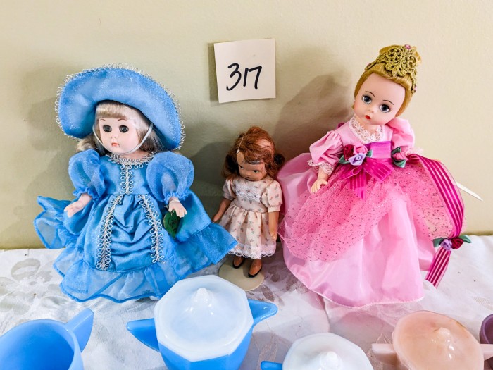 317. Vintage Dolls + Akro Agate Mini Tea Set - Image 2