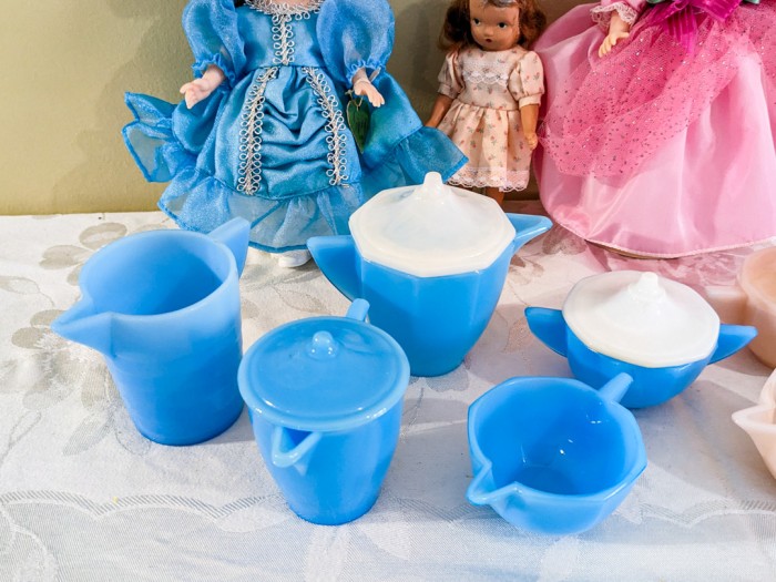 317. Vintage Dolls + Akro Agate Mini Tea Set - Image 5