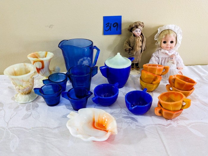 319. Shirley Temple Pitcher, Cobalt Glass Mini Cups + Akro Agate Mini Glassware, Dolls