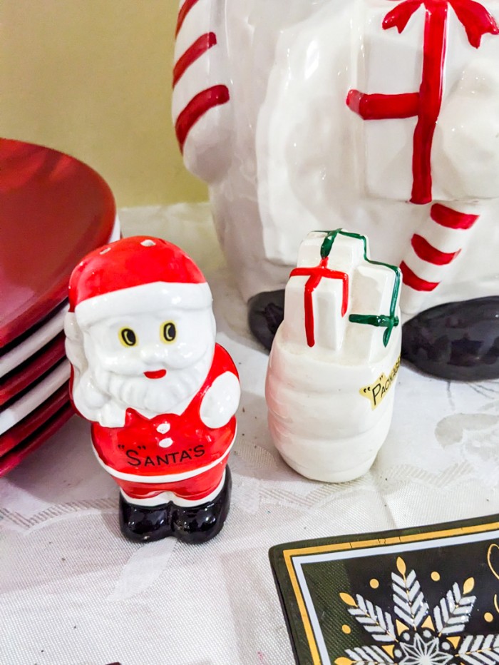 334. Vintage Cookie Jar, Plastic Plates, Mugs, Salt + Pepper Sets and Trays - Image 4