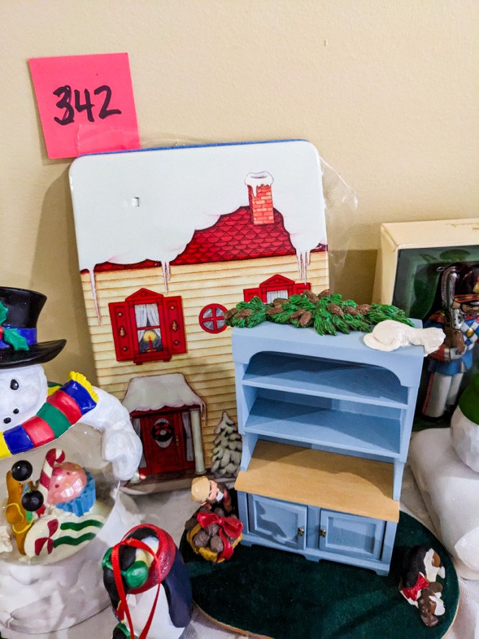 342. Hallmark Ornaments + Decor - Image 7