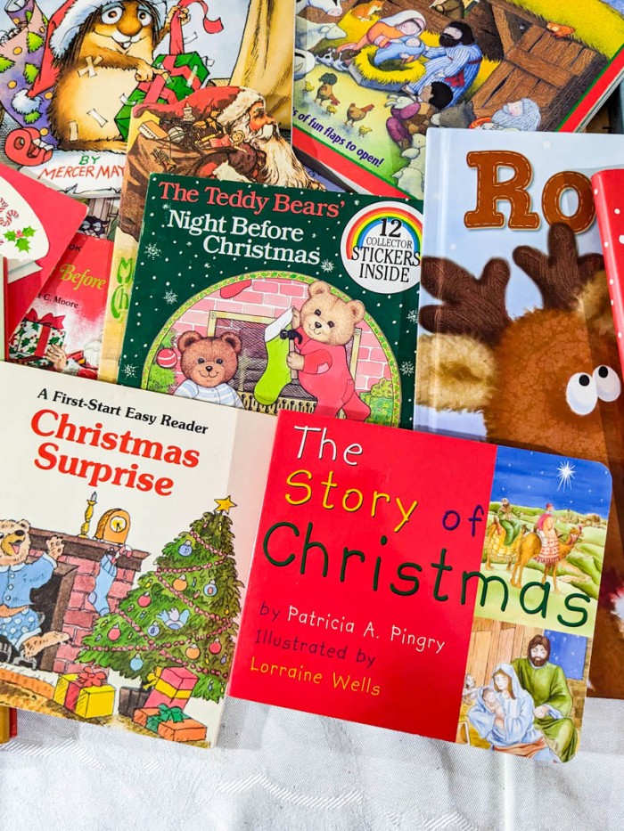 354. (30) Children's Christmas Books - Image 6