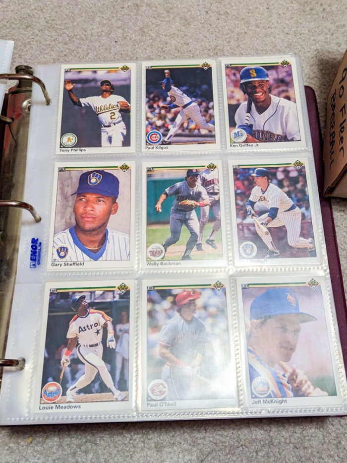 372. Baseball Cards - Image 13