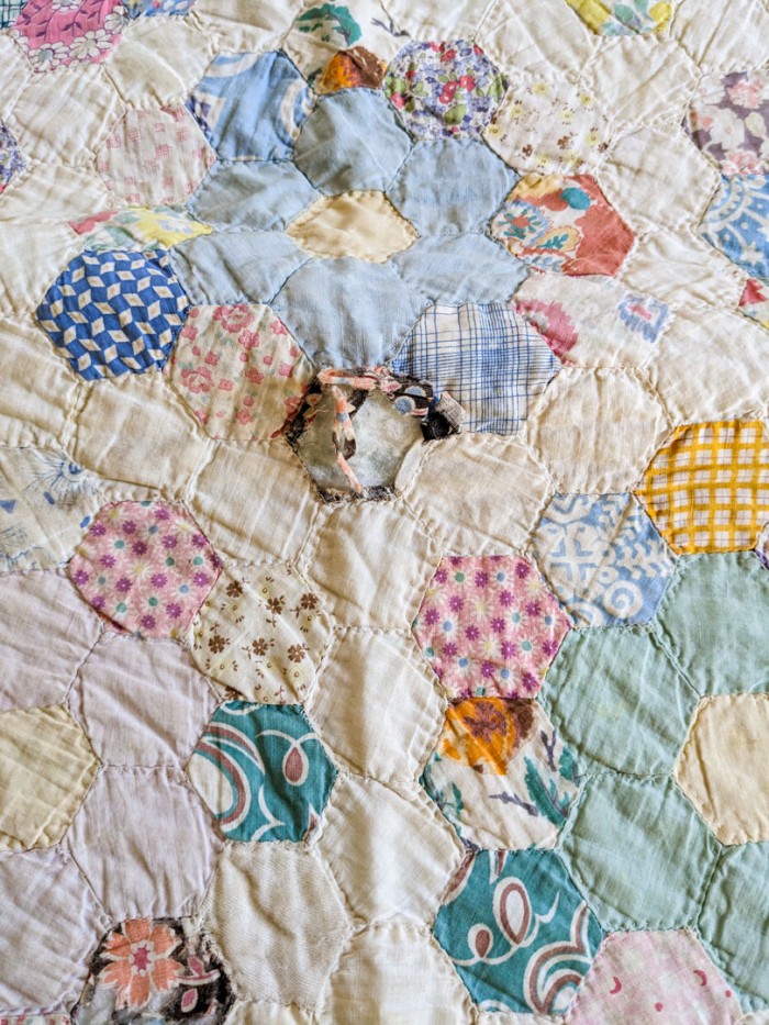 42. Vintage Quilt - Image 5