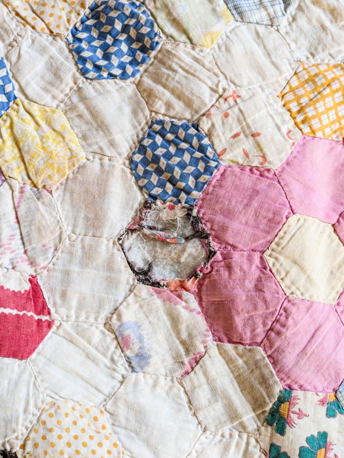 42. Vintage Quilt - Image 4