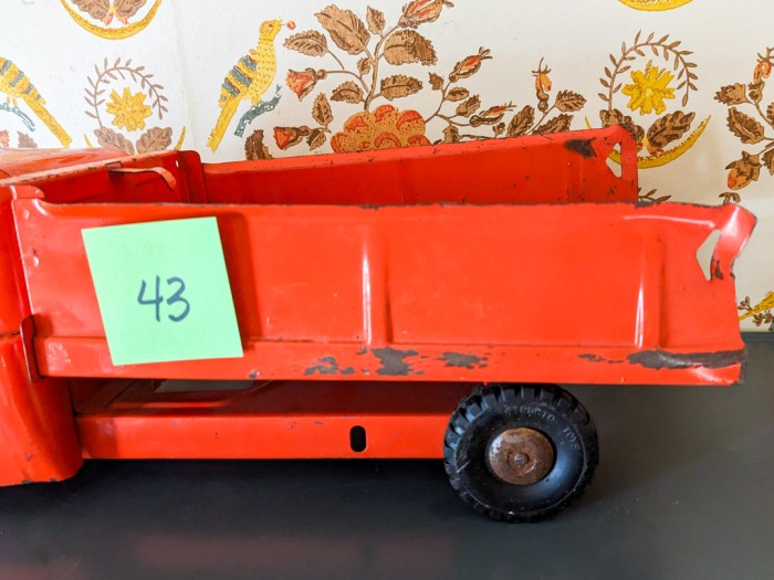 43. Vintage Structo Dump Truck - Image 6