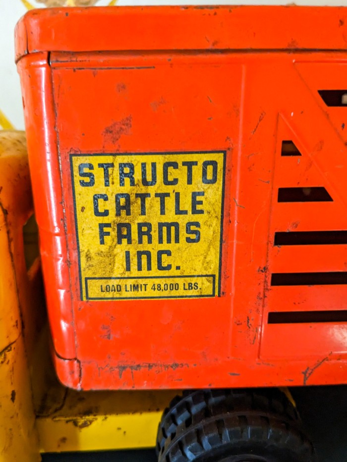 44. Vintage Structo Cattle Truck - Image 3