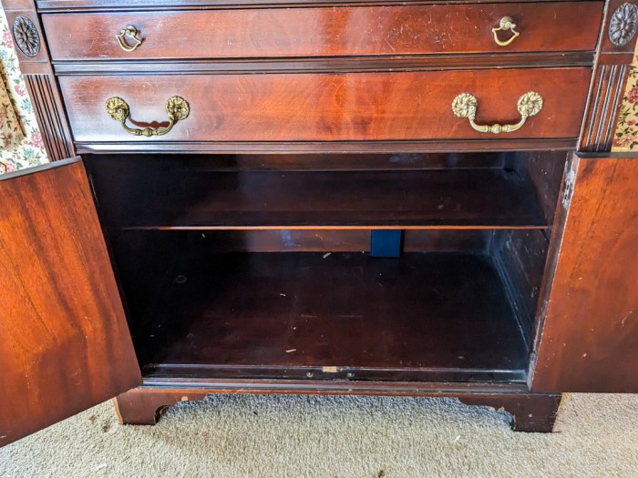 27. China Cabinet (2 pc) - Image 3