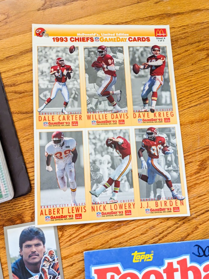 212. Football Cards - Image 11