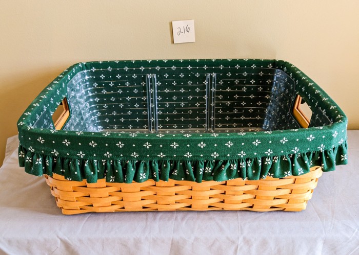 216. Longaberger Basket w/ Liner