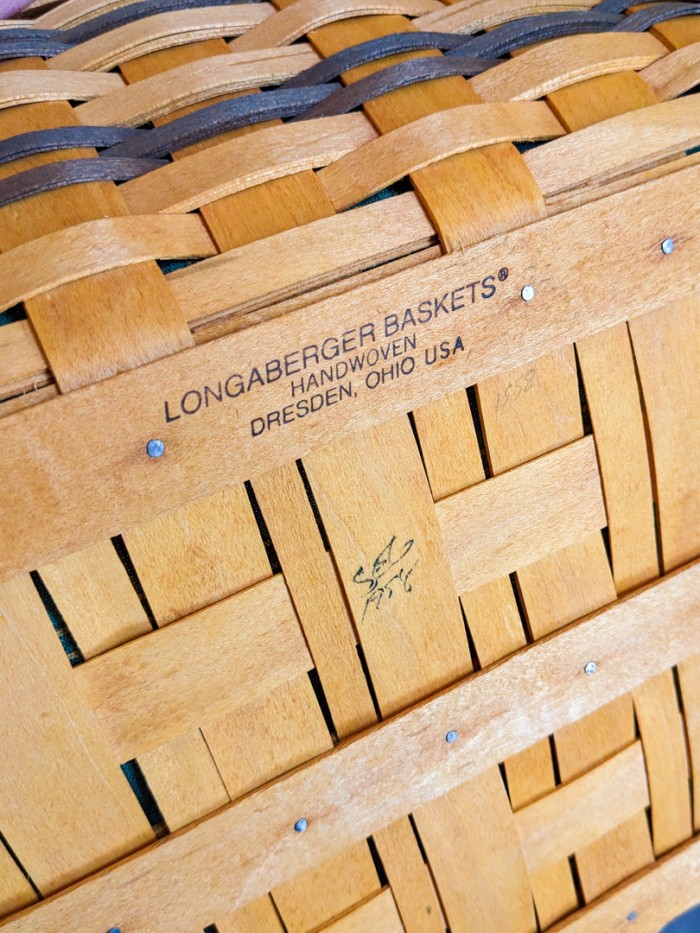 221. Longaberger Basket w/ Divided Liner - Image 3