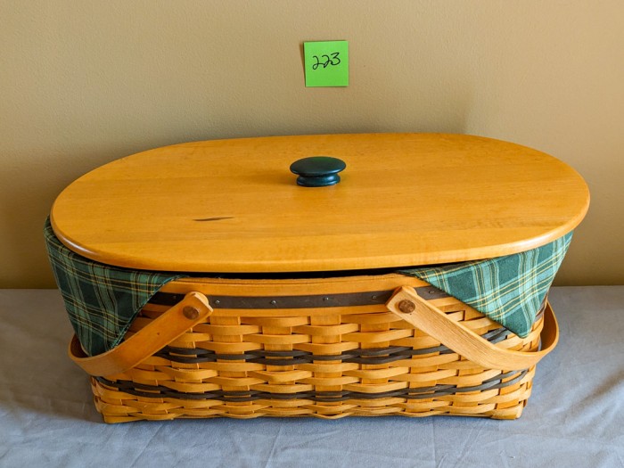 223. Longaberger Basket w/ Lid