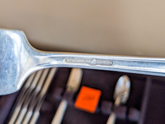 232. Westmoreland Sterling SIlver Flatware - (8) Spoons, (8) Dinner Forks + (8) Knives - Image 3