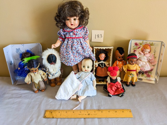 183. (10) Vintage Dolls