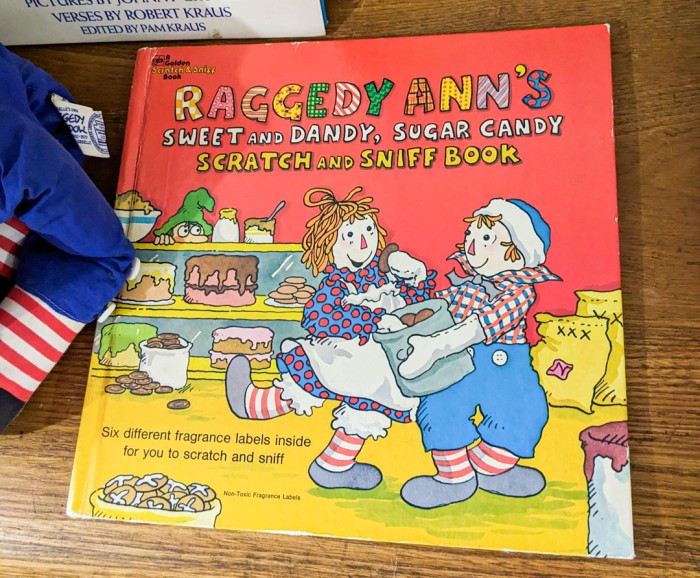 248. Raggedy Ann Dolls, Books + Puzzle - Image 3