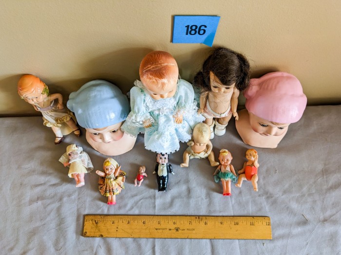 186. (12) Vintage Dolls + Parts - Image 3