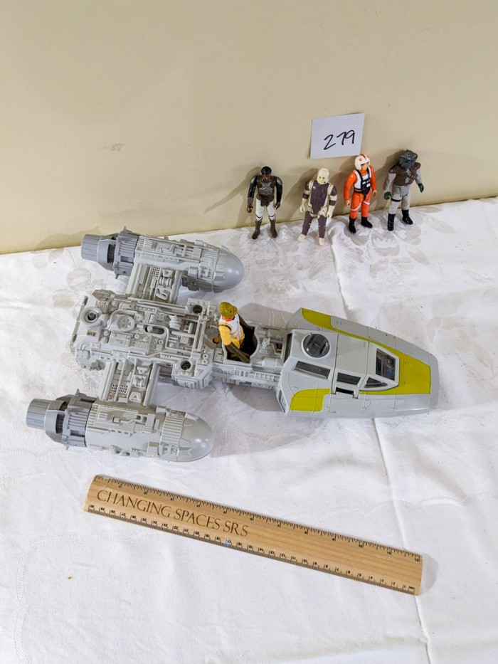 279. Star Wars Vehicle + (5) Figures - Image 3