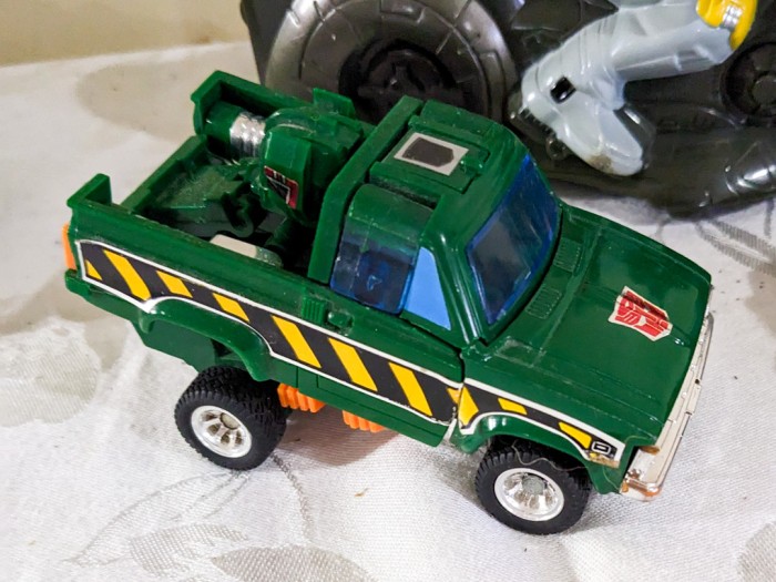 297. Transformer Vehicles + Figures - Image 2