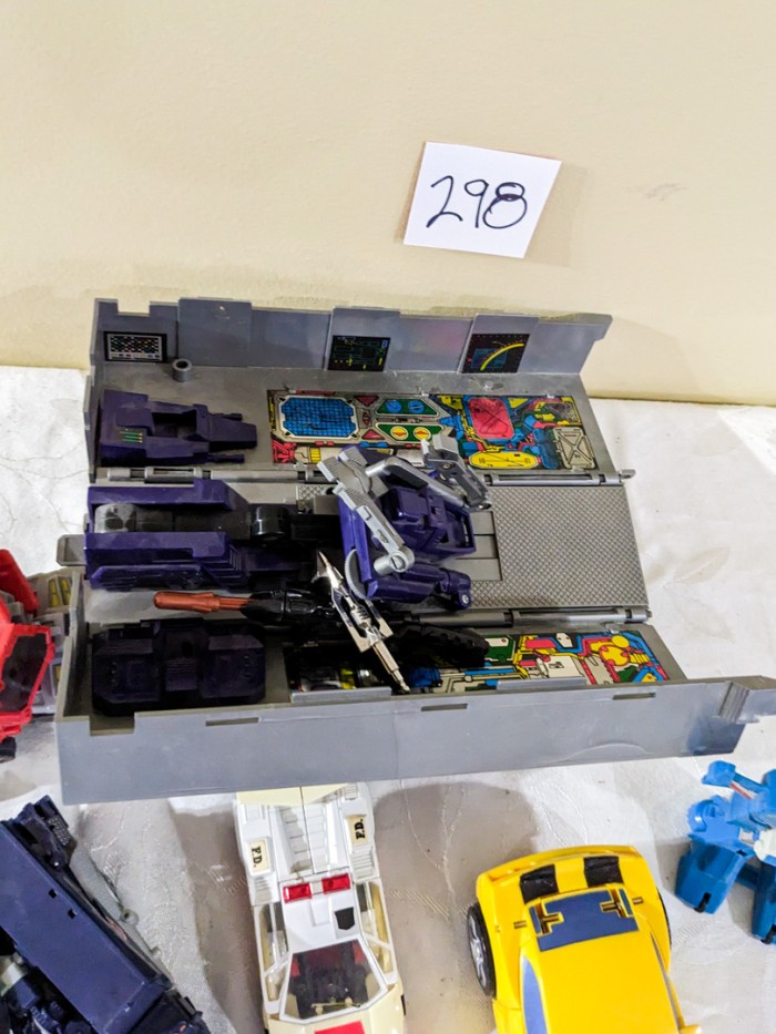 298. Transformer Vehicles + Figures - Image 5