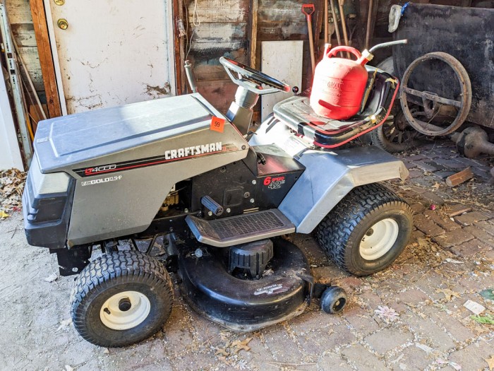 99. Craftsman Riding Mower