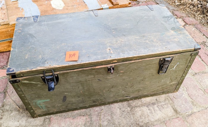 104. Project Lot - Ammunition Box + Trunk - Image 6