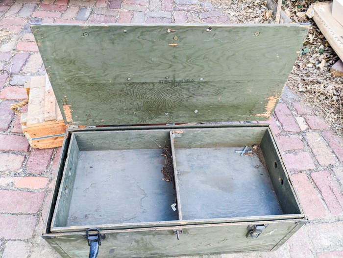 104. Project Lot - Ammunition Box + Trunk - Image 5