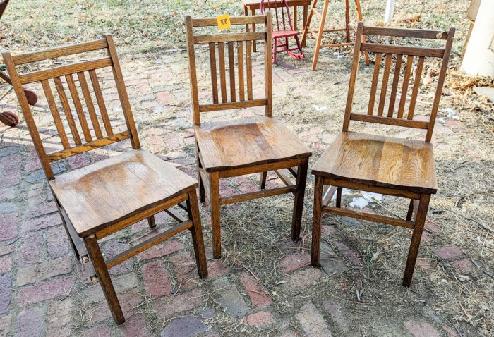 106. Project Lot - (3) Chairs