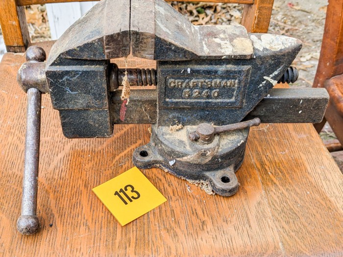 113. Vintage Craftsman Vise