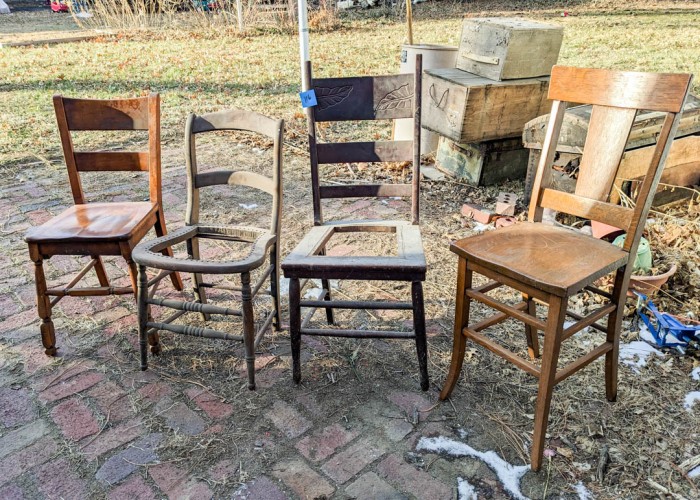 116. Project Lot - (4) Chairs