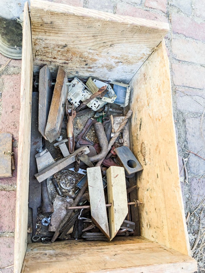 121. Vintage Tools + Crate - Image 5