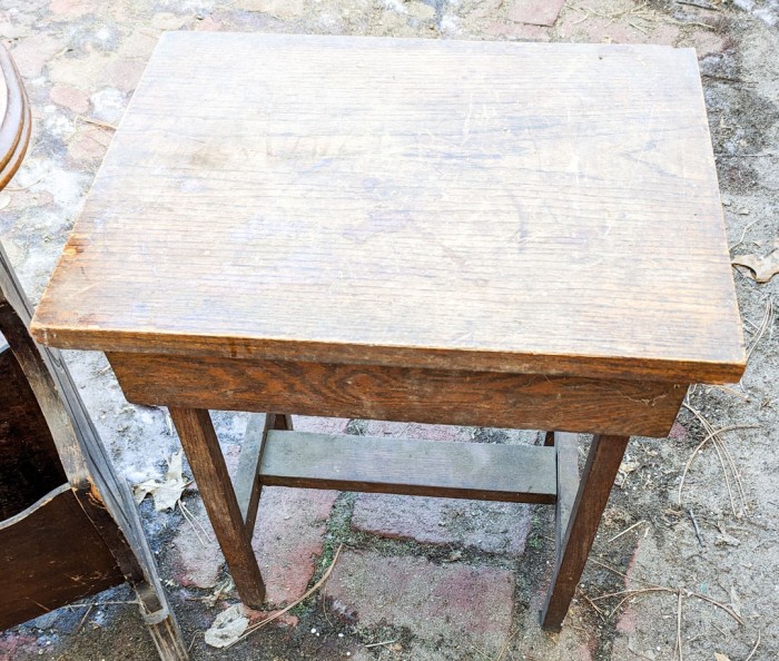 93. Project Lot - (2) Tables - Image 5