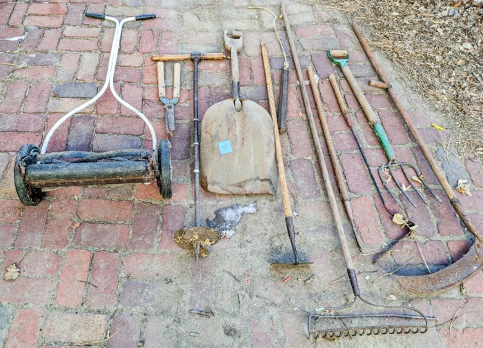 97. (11) Antique Garden Tools