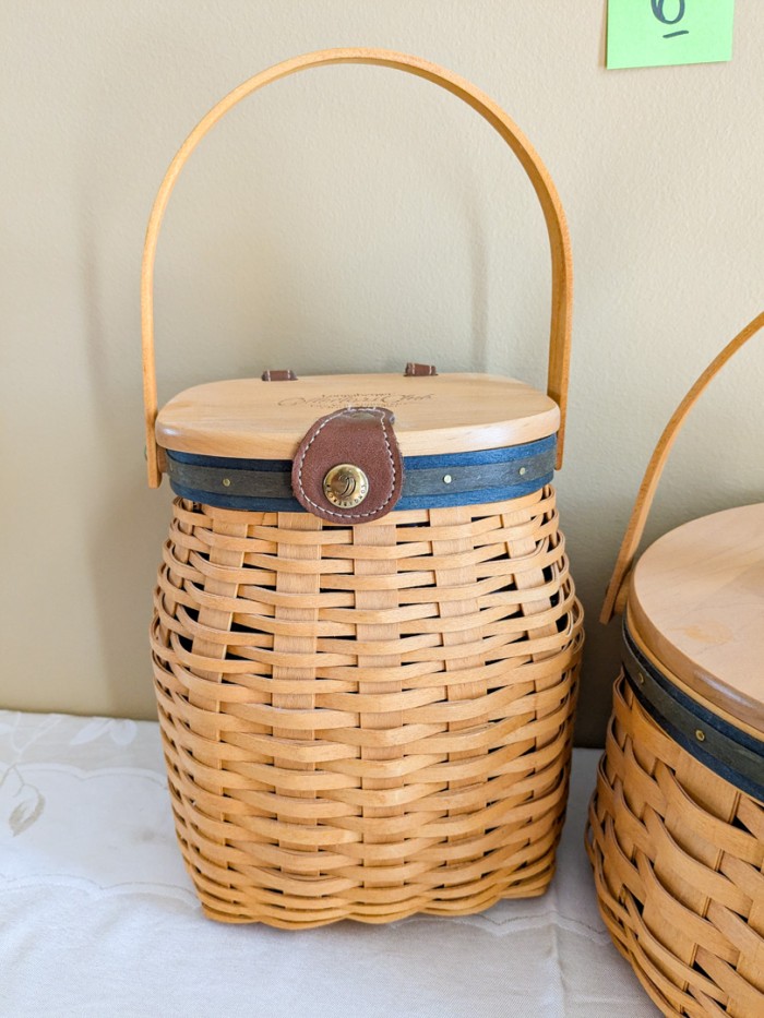 6. (2) Longaberger Baskets w/ Lids - Image 3